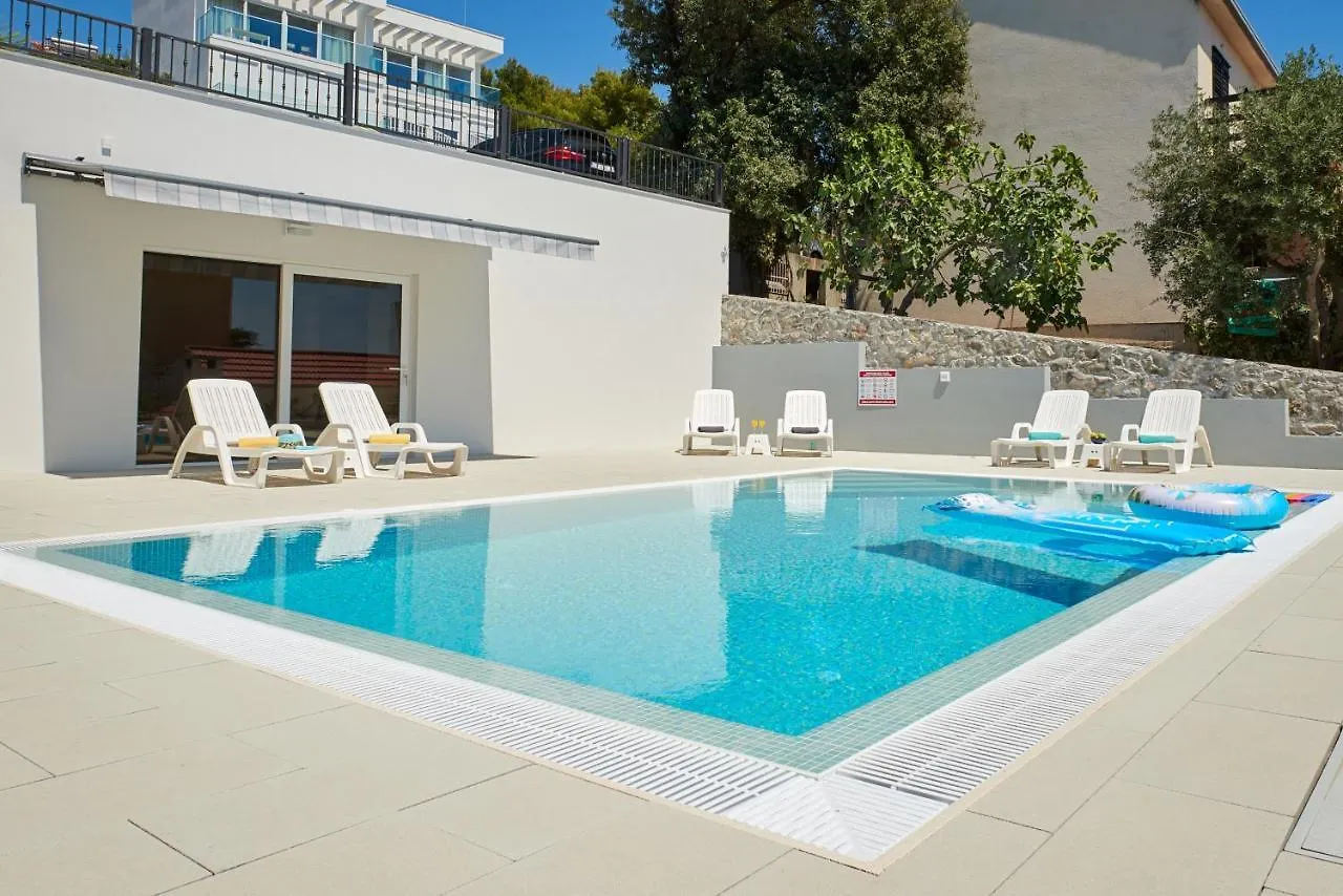 Villa Zen Trogir - Apartment Okrug, Heated Pool, Ev Type 2
