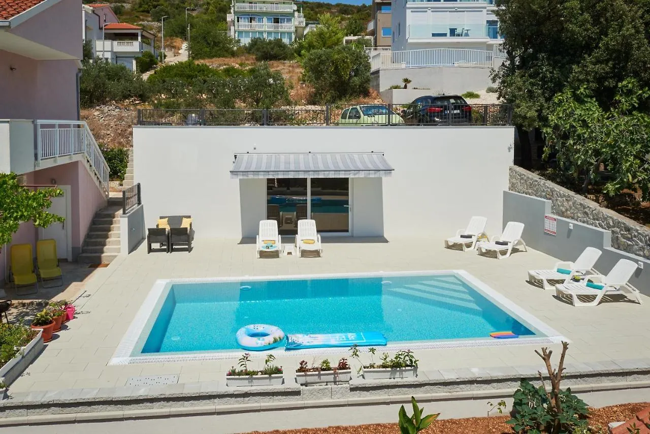 Villa Zen Trogir - Apartment Okrug, Heated Pool, Ev Type 2 Хорватия
